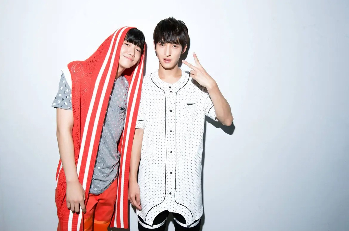 2015 S/S SEOUL FASHION WEEK MUNSOO KWON COLLECTION