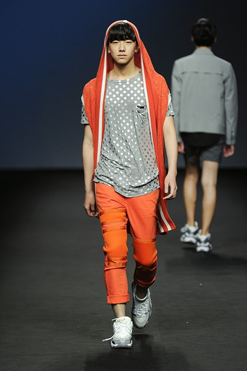 2015 S/S SEOUL FASHION WEEK MUNSOO KWON COLLECTION